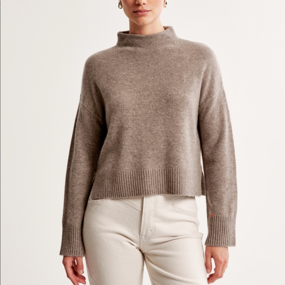 Abercrombie cashmere mock neck sweater